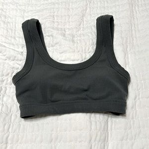 Alo Yoga Wellness Bra Dark Cactus size XS